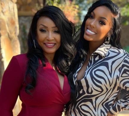 Diane T. Williams with her daughter Porsha Williams